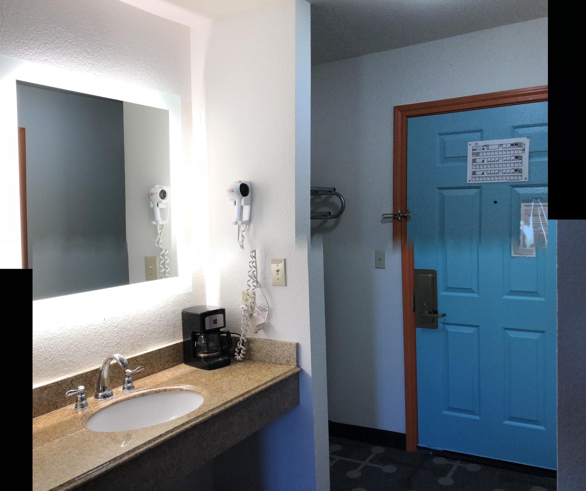 Howard Johnson By Wyndham Lubbock Tx Eksteriør bilde